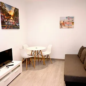 Homenfun Les Corts Apartamento Barcelona